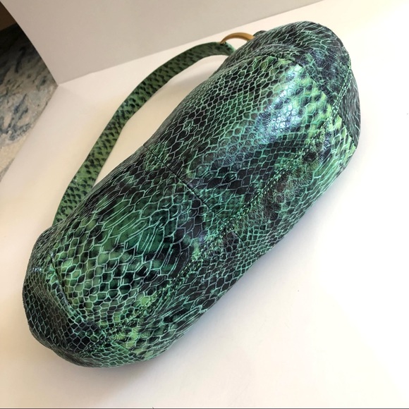 ANTONIO MELANI Butter Soft Leather Reptile Hobo Near Perfect Condition. - Picture 4 of 8